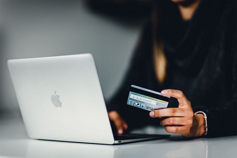 7 SaaS Pricing Tips to Effectively Balance Price Sensitivity with Revenue